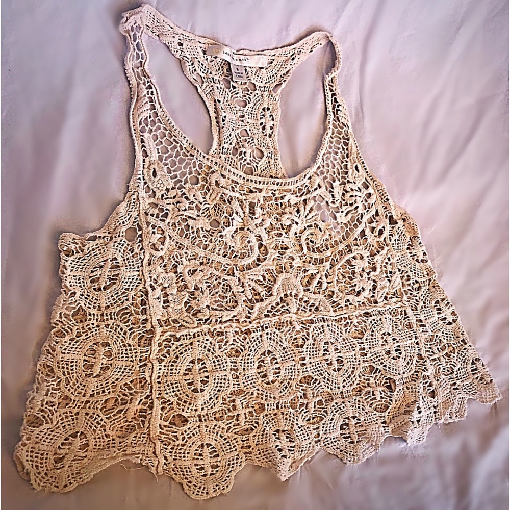 LC Crochet Crop